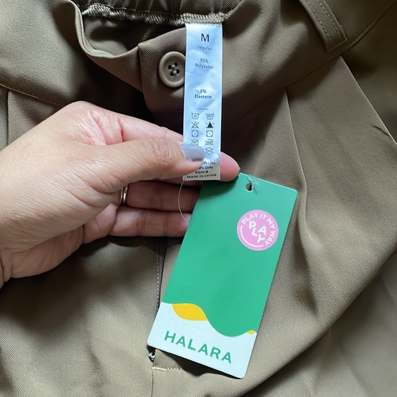 High Waisted Plicated Straight Leg Pants - Picture 4 of 4